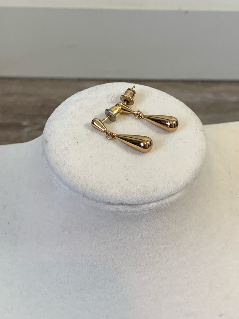 Gold Tone Teardrop Drop Earrings - Women Jewelrye